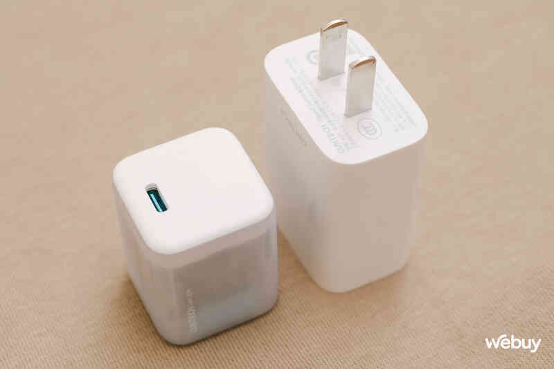 Củ sạc Xiaomi cho iPhone đáng mua nhất: Thiết kế "tí hon" trong suốt cực đẹp, công suất 30W sạc được cả MacBook, giá chỉ 170.000 đồng- Ảnh 9. Củ sạc Xiaomi cho iPhone đáng mua nhất: Thiết kế "tí hon" trong suốt cực đẹp, công suất 30W sạc được cả MacBook, giá chỉ 170.000 đồng- Ảnh 9.