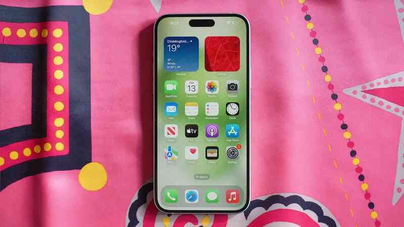 Điểm mặt 5 tính năng "out trình" sẽ có trên iOS 18: Bản cập nhật lớn nhất lịch sử iPhone đây rồi!- Ảnh 2. Điểm mặt 5 tính năng "out trình" sẽ có trên iOS 18: Bản cập nhật lớn nhất lịch sử iPhone đây rồi!- Ảnh 2.