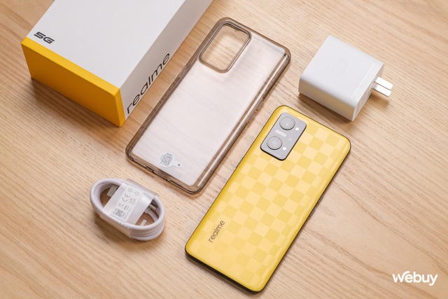 Smartphone này giá dưới 5 triệu nhưng cực kỳ đáng mua: Màn hình AMOLED 120Hz, chip "đầu 8" mạnh mẽ, sạc 80W nhanh nhất phân khúc- Ảnh 2. Smartphone này giá dưới 5 triệu nhưng cực kỳ đáng mua: Màn hình AMOLED 120Hz, chip "đầu 8" mạnh mẽ, sạc 80W nhanh nhất phân khúc- Ảnh 2.