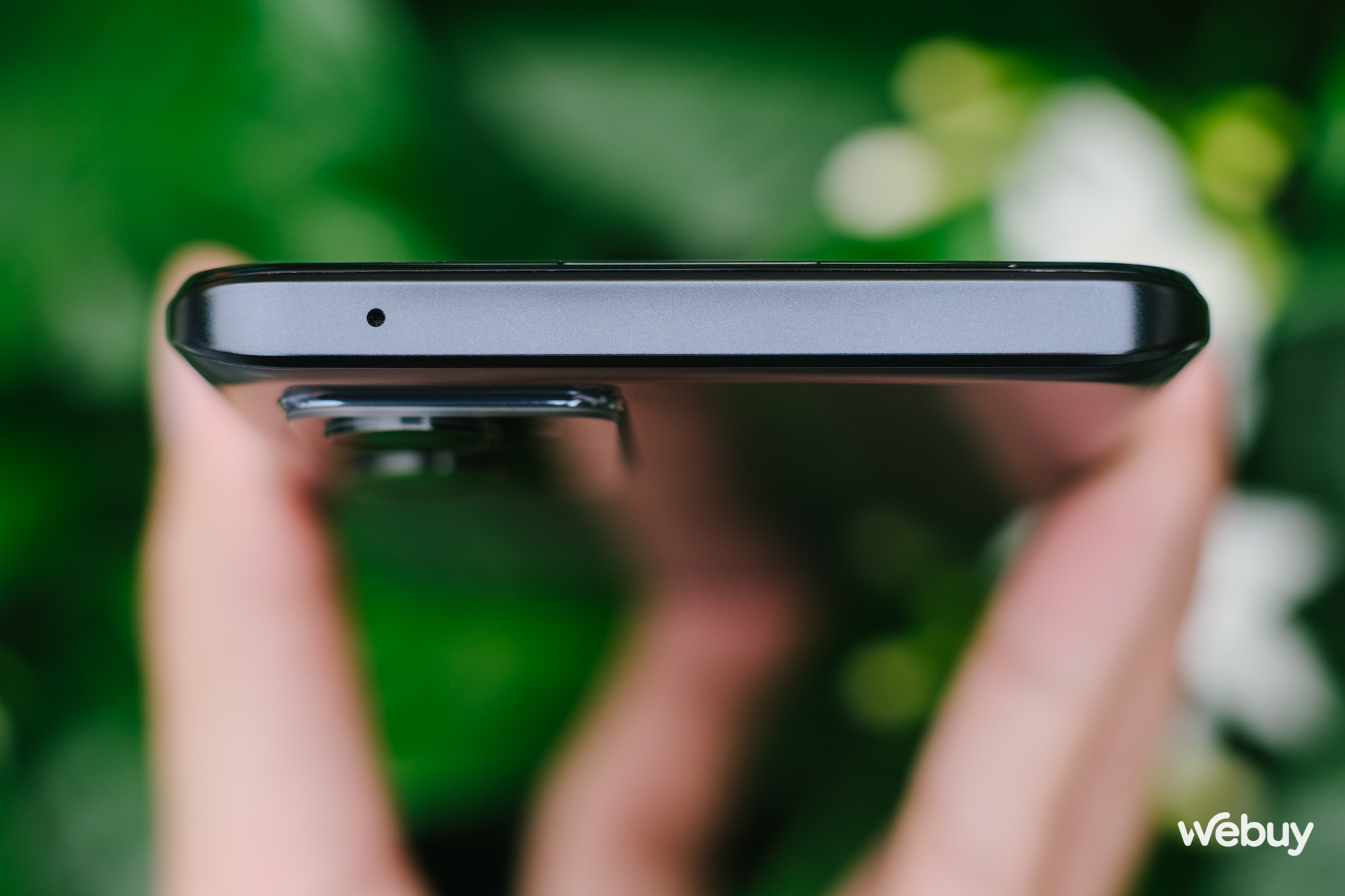 Smartphone này giá dưới 5 triệu nhưng cực kỳ đáng mua: Màn hình AMOLED 120Hz, chip "đầu 8" mạnh mẽ, sạc 80W nhanh nhất phân khúc- Ảnh 25. Smartphone này giá dưới 5 triệu nhưng cực kỳ đáng mua: Màn hình AMOLED 120Hz, chip "đầu 8" mạnh mẽ, sạc 80W nhanh nhất phân khúc- Ảnh 25.