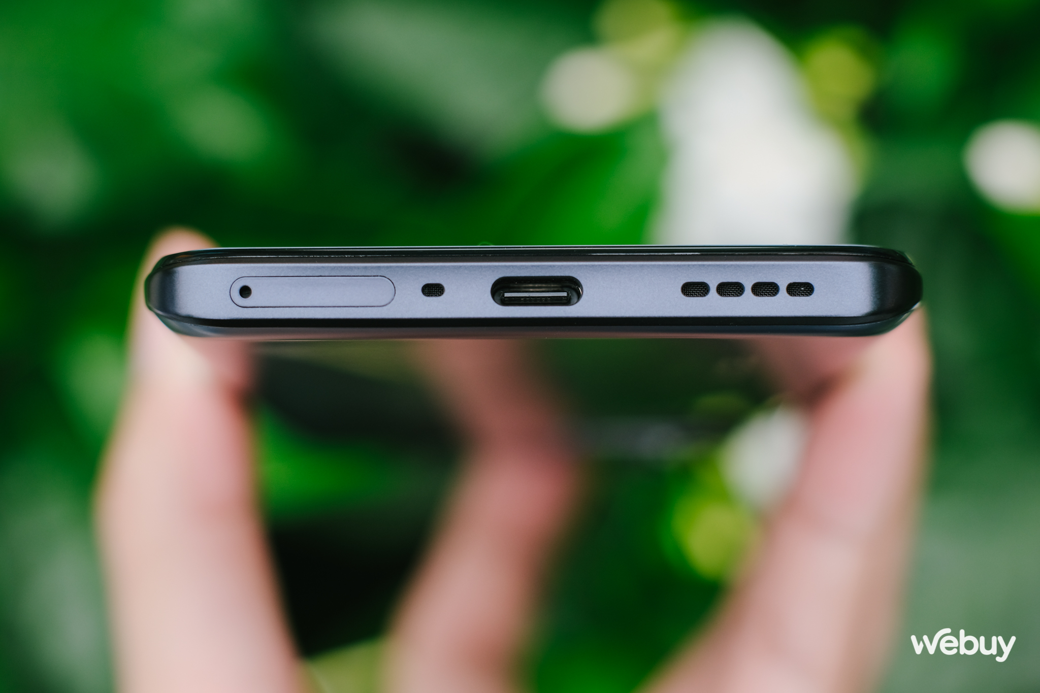Smartphone này giá dưới 5 triệu nhưng cực kỳ đáng mua: Màn hình AMOLED 120Hz, chip "đầu 8" mạnh mẽ, sạc 80W nhanh nhất phân khúc- Ảnh 27. Smartphone này giá dưới 5 triệu nhưng cực kỳ đáng mua: Màn hình AMOLED 120Hz, chip "đầu 8" mạnh mẽ, sạc 80W nhanh nhất phân khúc- Ảnh 27.