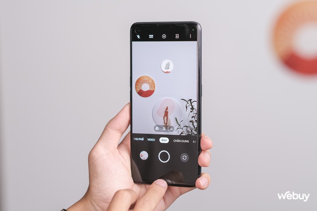 Smartphone này giá dưới 5 triệu nhưng cực kỳ đáng mua: Màn hình AMOLED 120Hz, chip "đầu 8" mạnh mẽ, sạc 80W nhanh nhất phân khúc- Ảnh 8. Smartphone này giá dưới 5 triệu nhưng cực kỳ đáng mua: Màn hình AMOLED 120Hz, chip "đầu 8" mạnh mẽ, sạc 80W nhanh nhất phân khúc- Ảnh 8.