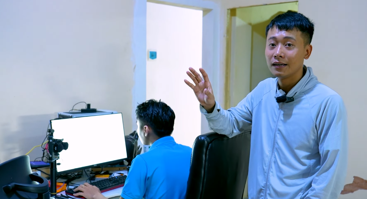 Quang Linh Vlog tiết lộ lý do bị hack kênh Youtube, bắt nguồn từ sai lầm của 90% người dùng Việt- Ảnh 2. Quang Linh Vlog tiết lộ lý do bị hack kênh Youtube, bắt nguồn từ sai lầm của 90% người dùng Việt- Ảnh 2.