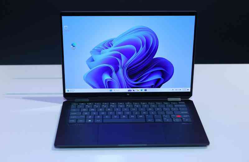 HP Spectre X360 14.jpg HP Spectre X360 14.jpg