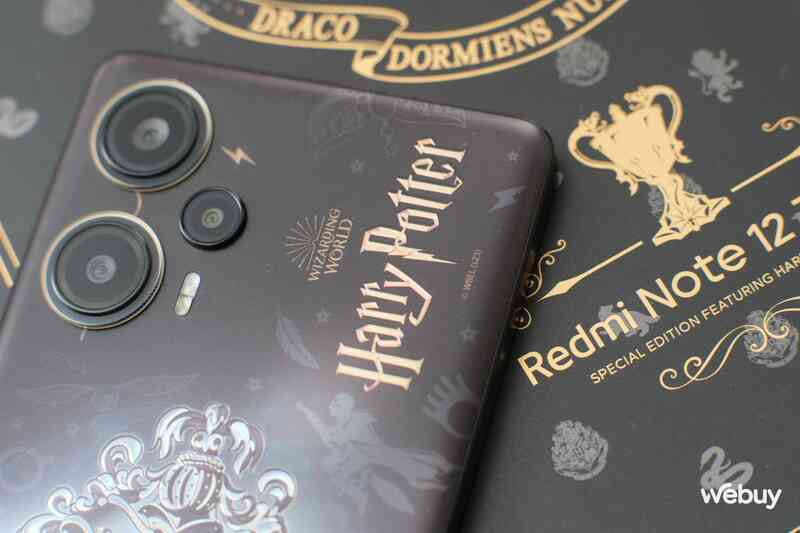 Chưa ra mắt, Xiaomi đã "nhá hàng" Redmi Turbo 3 và Redmi Pad Pro phiên bản Harry Potter cực đẹp, Potterheads đã chuẩn bị "lúa" chưa?- Ảnh 3. Chưa ra mắt, Xiaomi đã "nhá hàng" Redmi Turbo 3 và Redmi Pad Pro phiên bản Harry Potter cực đẹp, Potterheads đã chuẩn bị "lúa" chưa?- Ảnh 3.