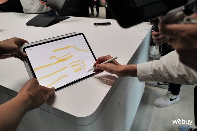 Những điều Apple không nói cho bạn về iPad Pro mới- Ảnh 3. Những điều Apple không nói cho bạn về iPad Pro mới- Ảnh 3.