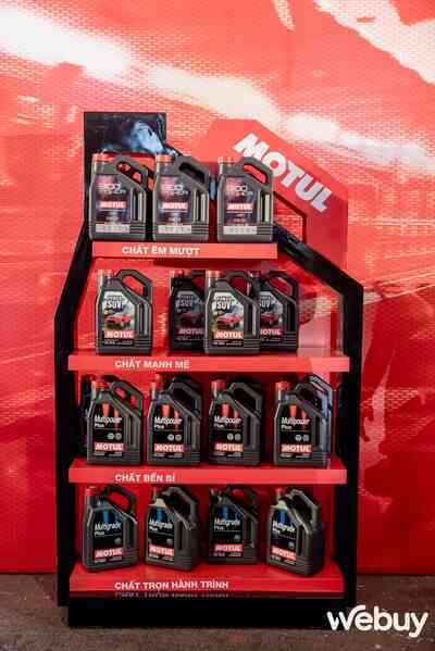 Motul ra mắt loạt sản phẩm mới: Người chạy xe SUV, bán tải giờ đây đã có cả dầu nhớt chuyên biệt- Ảnh 13. Motul ra mắt loạt sản phẩm mới: Người chạy xe SUV, bán tải giờ đây đã có cả dầu nhớt chuyên biệt- Ảnh 13.