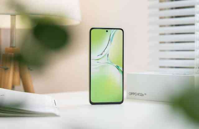 OPPO ra mắt smartphone 5G giá rẻ: Màn hình AMOLED 120Hz siêu sáng, camera 50MP, pin 5500mAh, giá từ 4,5 triệu đồng- Ảnh 6. OPPO ra mắt smartphone 5G giá rẻ: Màn hình AMOLED 120Hz siêu sáng, camera 50MP, pin 5500mAh, giá từ 4,5 triệu đồng- Ảnh 6.