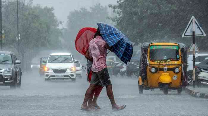Hết El Nino, lại đến La Nina: Biển Đông dự báo có 13 cơn bão, dồn dập vào cuối năm?- Ảnh 2. Hết El Nino, lại đến La Nina: Biển Đông dự báo có 13 cơn bão, dồn dập vào cuối năm?- Ảnh 2.