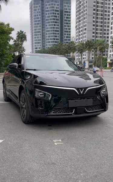 VinFast VF 7 đi 600km rẻ hơn 150 triệu so với giá mới, người bán khẳng định đây là chiếc cũ đầu tiên trên thị trường- Ảnh 1. VinFast VF 7 đi 600km rẻ hơn 150 triệu so với giá mới, người bán khẳng định đây là chiếc cũ đầu tiên trên thị trường- Ảnh 1.