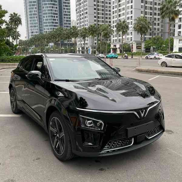 VinFast VF 7 đi 600km rẻ hơn 150 triệu so với giá mới, người bán khẳng định đây là chiếc cũ đầu tiên trên thị trường- Ảnh 3. VinFast VF 7 đi 600km rẻ hơn 150 triệu so với giá mới, người bán khẳng định đây là chiếc cũ đầu tiên trên thị trường- Ảnh 3.