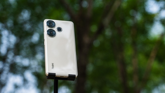 Smartphone Xiaomi chơi game "quốc dân" có thêm màu mới: Đẹp như iPhone- Ảnh 6. Smartphone Xiaomi chơi game "quốc dân" có thêm màu mới: Đẹp như iPhone- Ảnh 6.