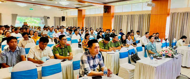 Trang bị kỹ năng, nghiệp vụ công tác thông tin, truyền thông chính sách