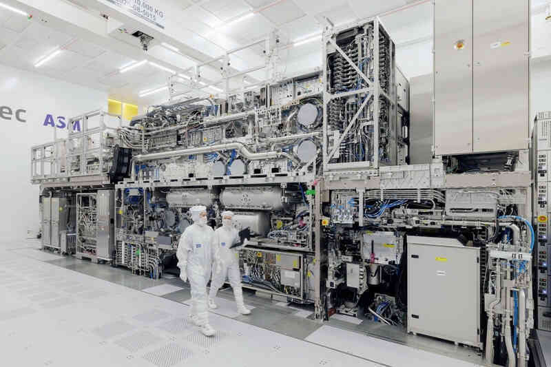 TSMC và ASML có thể vô hiệu hoá thiết bị đúc chip từ xa