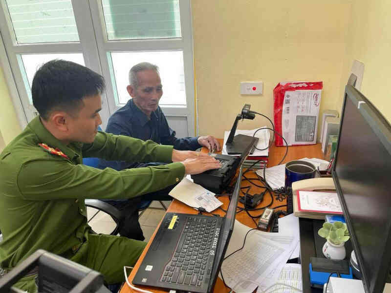 Vân Đồn nỗ lực thực hiện 3 trụ cột chuyển đổi số