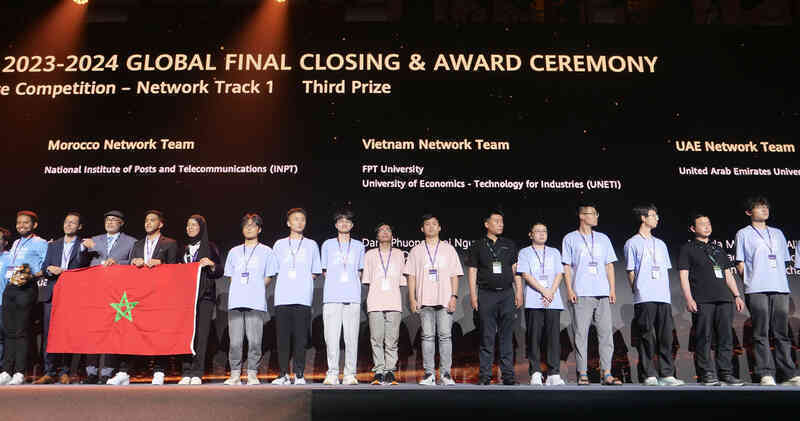 Sinh viên Việt Nam .jpg