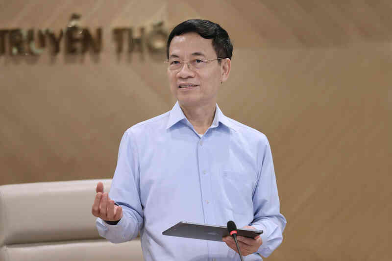 bo truong nguyen manh hung 4.jpg