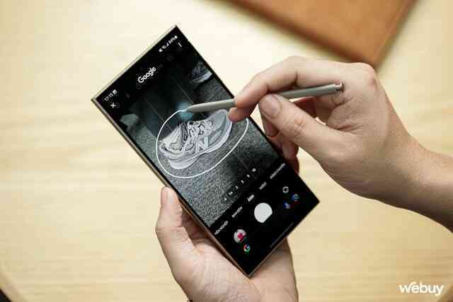 Galaxy S24 Ultra là smartphone AI bán chạy nhất thế giới- Ảnh 2. Galaxy S24 Ultra là smartphone AI bán chạy nhất thế giới- Ảnh 2.