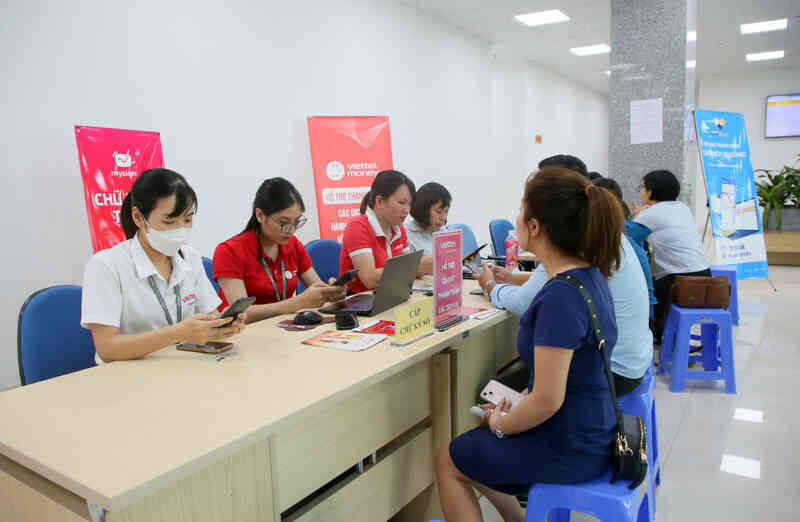 Sớm trở thành hình mẫu về chuyển đổi số toàn diện