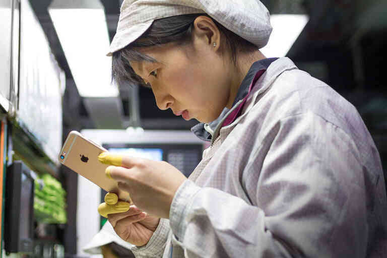 Tim Cook: Trung Quốc là thị trường khốc liệt nhất thế giới- Ảnh 2. Tim Cook: Trung Quốc là thị trường khốc liệt nhất thế giới- Ảnh 2.