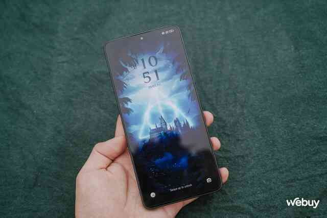 Trên tay điện thoại Xiaomi Harry Potter cho các Potterheads: Giá gần 11 triệu đồng nhưng "đáng từng đồng"- Ảnh 16. Trên tay điện thoại Xiaomi Harry Potter cho các Potterheads: Giá gần 11 triệu đồng nhưng "đáng từng đồng"- Ảnh 16.