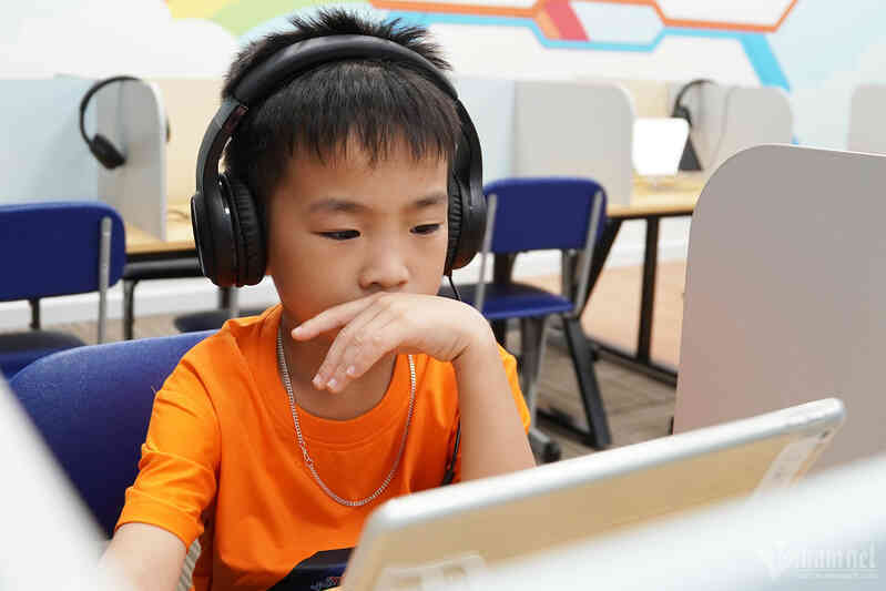 W-startup-edtech-chuyen-doi-so-giao-duc-1-1.jpg