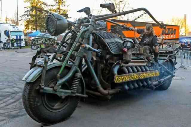 Panzerbike: Chiếc xe mô tô nặng nhất thế giới được trang bị động cơ xe tăng