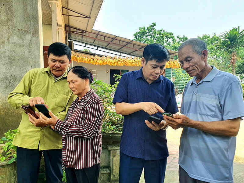 Cầu nối giữa người dân với công nghệ số