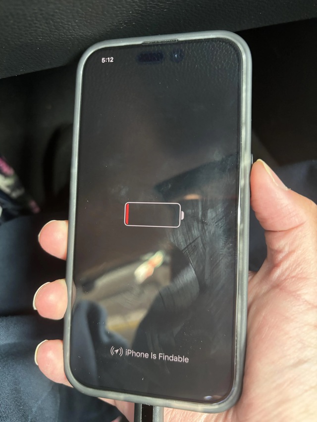 iPhone hết pin cũng trở nên hữu ích hơn sau khi lên iOS 18: Tính năng nhỏ nhưng vô cùng hữu ích