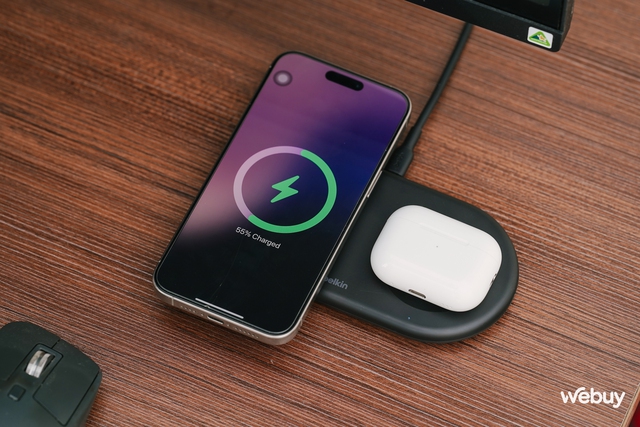 Đế sạc không dây cực xịn cho người dùng "hệ Táo": Thương hiệu có tiếng được Apple tin tưởng, 2 trong 1 nhưng lại sạc được tới 3 thiết bị cùng lúc- Ảnh 8. Đế sạc không dây cực xịn cho người dùng "hệ Táo": Thương hiệu có tiếng được Apple tin tưởng, 2 trong 1 nhưng lại sạc được tới 3 thiết bị cùng lúc- Ảnh 8.