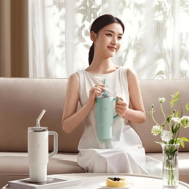 Xiaomi ra mắt bình giữ nhiệt: Thép không gỉ 316L, giữ nhiệt trong 6 giờ, giá 350.000 đồng- Ảnh 4. Xiaomi ra mắt bình giữ nhiệt: Thép không gỉ 316L, giữ nhiệt trong 6 giờ, giá 350.000 đồng- Ảnh 4.