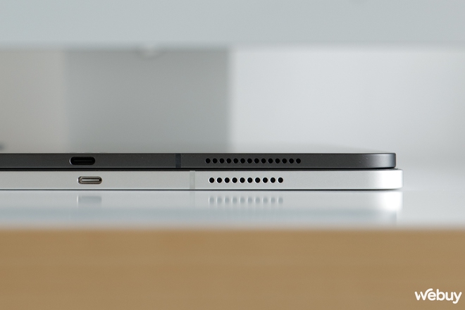Mở hộp iPad Pro M4 13 inch chính hãng Việt Nam kèm Magic Keyboard và Apple Pencil Pro: Cả combo giá hơn 40 triệu liệu có đáng để nâng cấp?- Ảnh 5. Mở hộp iPad Pro M4 13 inch chính hãng Việt Nam kèm Magic Keyboard và Apple Pencil Pro: Cả combo giá hơn 40 triệu liệu có đáng để nâng cấp?- Ảnh 5.