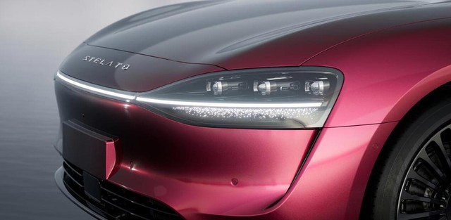 Sếp Huawei: "Xe điện của chúng tôi sang hơn cả Maybach mà giá chỉ bằng 1/10"- Ảnh 3. Sếp Huawei: "Xe điện của chúng tôi sang hơn cả Maybach mà giá chỉ bằng 1/10"- Ảnh 3.
