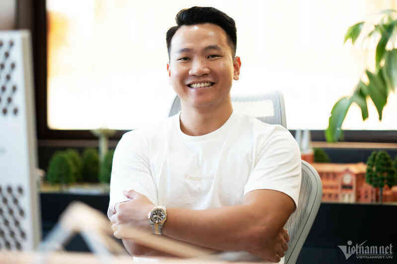 W-Nguyen-The-Vinh-Ninety-Eight-2.jpeg