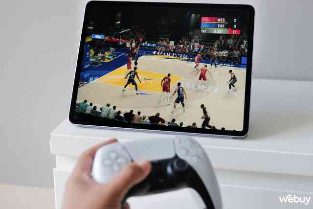 Mẫu iPad lần đầu tiên xuất hiện trên thế giới: Màn hình 13 inch, chip M2 cực mạnh mà giá chỉ từ 16,9 triệu đồng- Ảnh 14. Mẫu iPad lần đầu tiên xuất hiện trên thế giới: Màn hình 13 inch, chip M2 cực mạnh mà giá chỉ từ 16,9 triệu đồng- Ảnh 14.