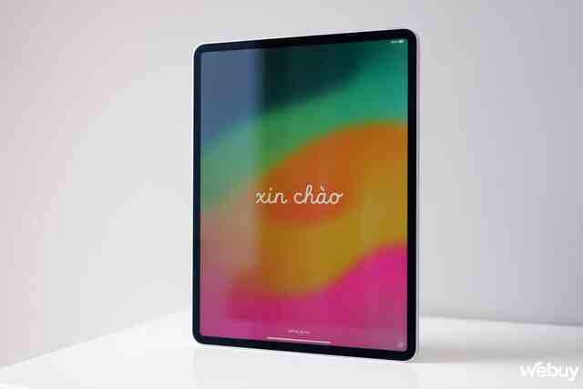 Mẫu iPad lần đầu tiên xuất hiện trên thế giới: Màn hình 13 inch, chip M2 cực mạnh mà giá chỉ từ 16,9 triệu đồng- Ảnh 10. Mẫu iPad lần đầu tiên xuất hiện trên thế giới: Màn hình 13 inch, chip M2 cực mạnh mà giá chỉ từ 16,9 triệu đồng- Ảnh 10.