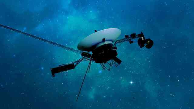 NASA sửa thành công tàu vũ trụ 47 tuổi ở khoảng cách 24 tỉ km