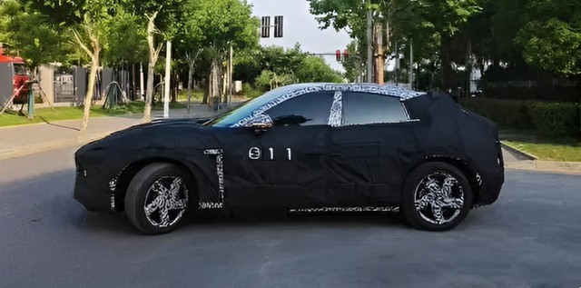 Lộ diện hình ảnh thực tế của mẫu SUV đầu tiên của Xiaomi