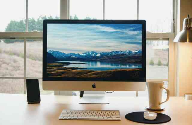 Người chồng ngoại tình kiện Apple vì vô tình vạch trần sự không chung thủy với vợ- Ảnh 2. Người chồng ngoại tình kiện Apple vì vô tình vạch trần sự không chung thủy với vợ- Ảnh 2.