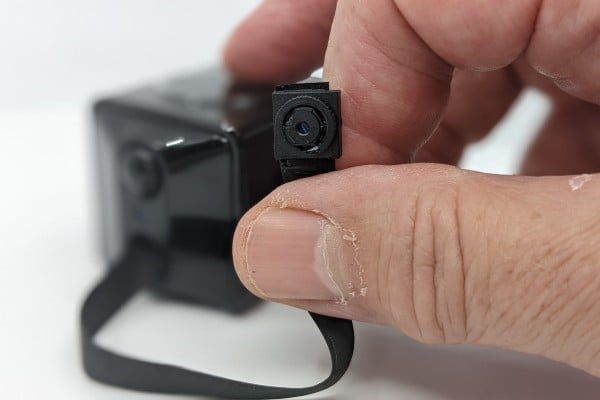 5 cách phát hiện camera quay lén ở bất cứ đâu, chị em phụ nữ đặc biệt nên biết: Chỉ cần có chiếc điện thoại bên cạnh là có thể bảo vệ bản thân- Ảnh 3. 5 cách phát hiện camera quay lén ở bất cứ đâu, chị em phụ nữ đặc biệt nên biết: Chỉ cần có chiếc điện thoại bên cạnh là có thể bảo vệ bản thân- Ảnh 3.