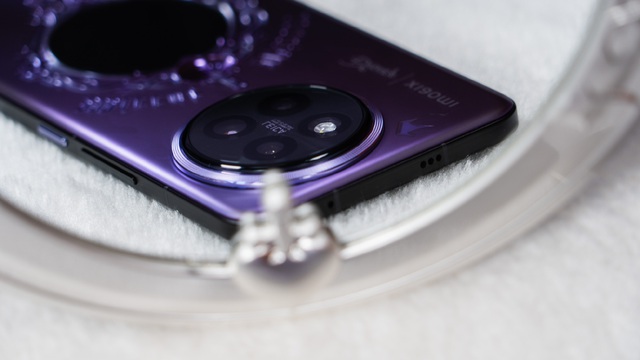 Cận cảnh điện thoại "Bạch Tuyết và bảy chú lùn" của Xiaomi- Ảnh 6. Cận cảnh điện thoại "Bạch Tuyết và bảy chú lùn" của Xiaomi- Ảnh 6.
