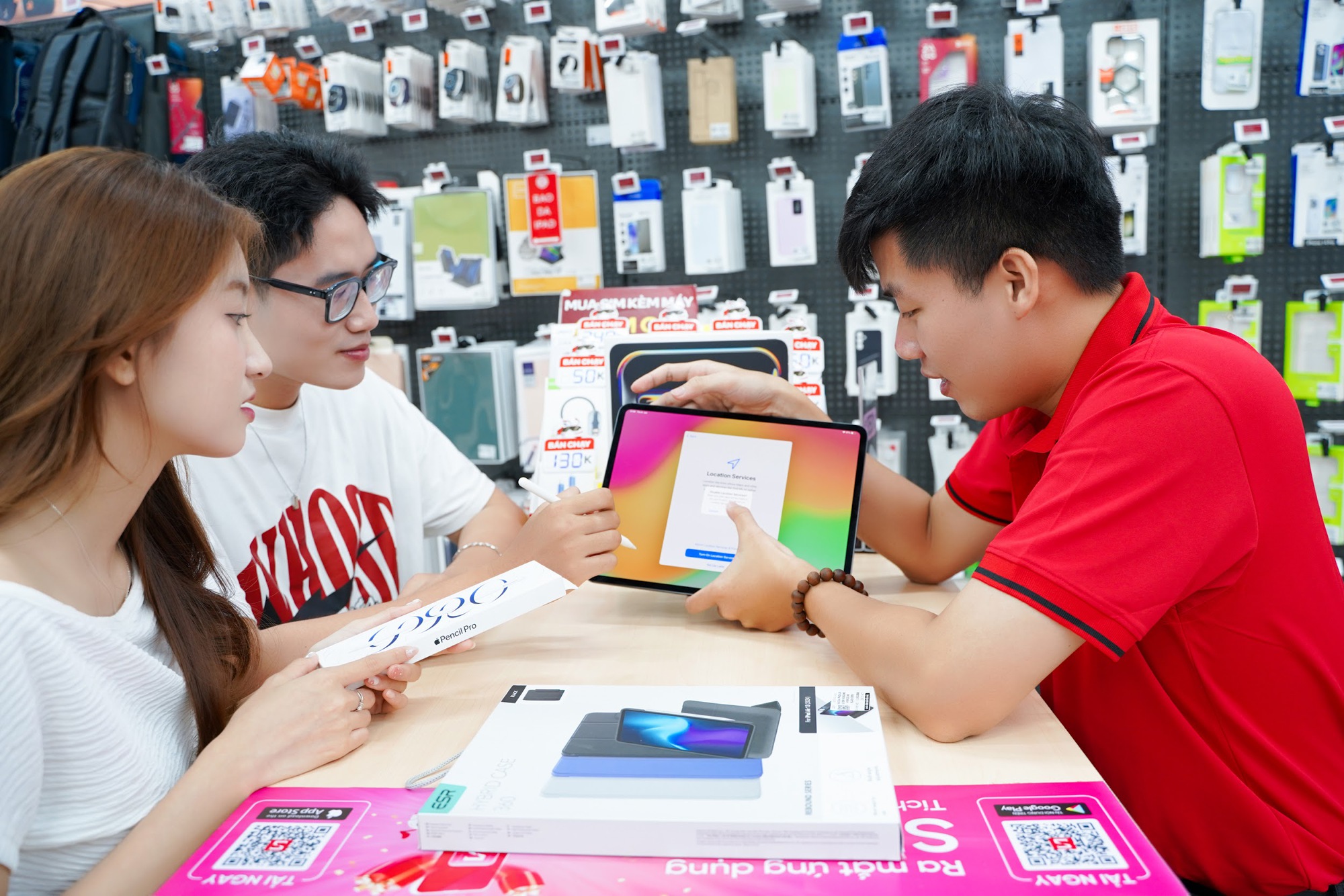 CellphoneS mở bán iPad Air và iPad Pro mới, trợ giá 3 triệu khi lên đời- Ảnh 2. CellphoneS mở bán iPad Air và iPad Pro mới, trợ giá 3 triệu khi lên đời- Ảnh 2.