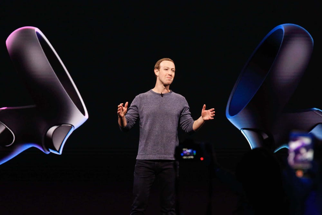 Mark Zuckerberg hé lộ kính thực tế tăng cường "gây phấn khích"
