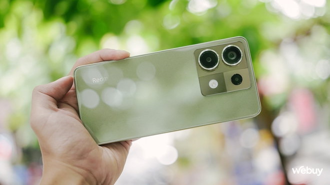 Trên tay Redmi Note 13 Pro 5G Trên tay Redmi Note 13 Pro 5G