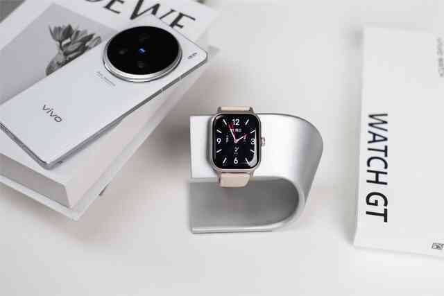 Lại xuất hiện đồng hồ giống Apple Watch: Hỗ trợ eSIM, pin 21 ngày, tích hợp AI, giá chỉ 2,8 triệu đồng- Ảnh 3. Lại xuất hiện đồng hồ giống Apple Watch: Hỗ trợ eSIM, pin 21 ngày, tích hợp AI, giá chỉ 2,8 triệu đồng- Ảnh 3.