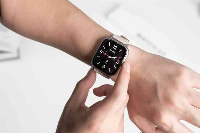 Lại xuất hiện đồng hồ giống Apple Watch: Hỗ trợ eSIM, pin 21 ngày, tích hợp AI, giá chỉ 2,8 triệu đồng- Ảnh 5. Lại xuất hiện đồng hồ giống Apple Watch: Hỗ trợ eSIM, pin 21 ngày, tích hợp AI, giá chỉ 2,8 triệu đồng- Ảnh 5.