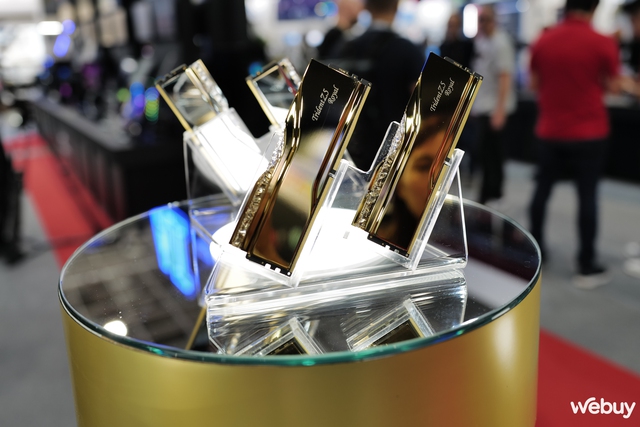 Computex 2024: Biết đến với loạt RAM chất lượng nhưng hôm nay ghé thăm G.Skill chúng tôi thấy thứ độc lạ hơn- Ảnh 6. Computex 2024: Biết đến với loạt RAM chất lượng nhưng hôm nay ghé thăm G.Skill chúng tôi thấy thứ độc lạ hơn- Ảnh 6.