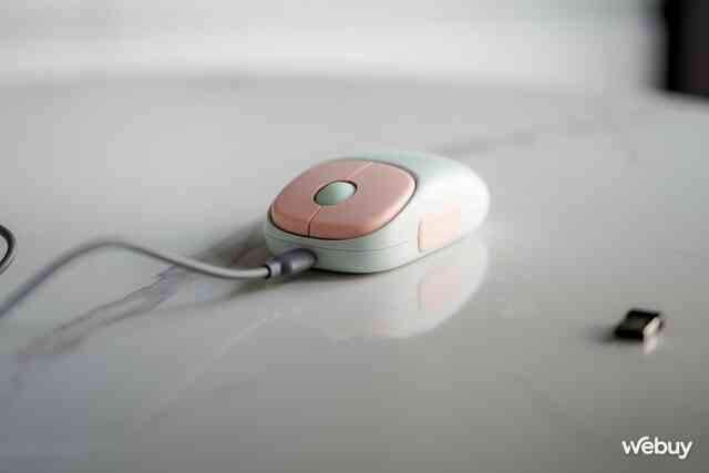 Dùng thử chuột Bluetooth Ugreen: Màu đẹp lạ, nút yên tĩnh, pin 3 tháng, cách cắm sạc người dùng Apple Magic Mouse muốn cũng không có- Ảnh 12. Dùng thử chuột Bluetooth Ugreen: Màu đẹp lạ, nút yên tĩnh, pin 3 tháng, cách cắm sạc người dùng Apple Magic Mouse muốn cũng không có- Ảnh 12.