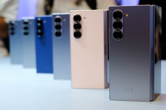 Đây là màu sắc mới cực đẹp của Galaxy Z Fold6 và Z Flip6 mà bạn sẽ chỉ có thể mua trực tuyến: Có cả phiên bản mặt lưng giả vân carbon mới lạ
