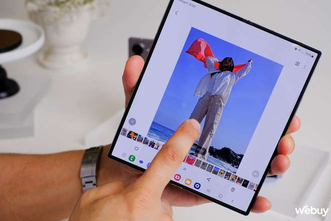 Samsung âm thầm tăng giá Galaxy Z, nhưng vẫn phải khẳng định: Chất tới từng đồng!- Ảnh 8. Samsung âm thầm tăng giá Galaxy Z, nhưng vẫn phải khẳng định: Chất tới từng đồng!- Ảnh 8.